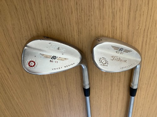 Pair titleist vokey - of,