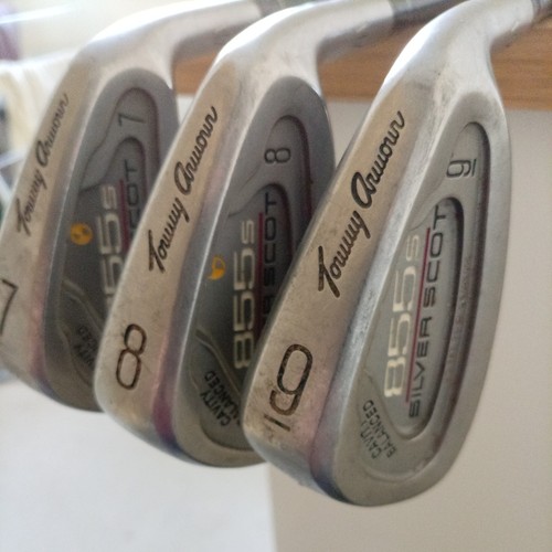Right handed golf - right-handed, clubs
